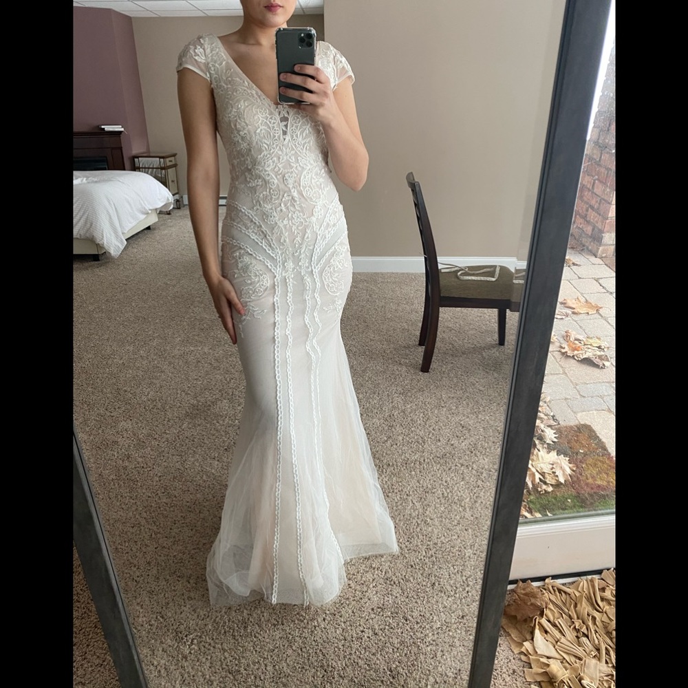 Brand new Escape dress